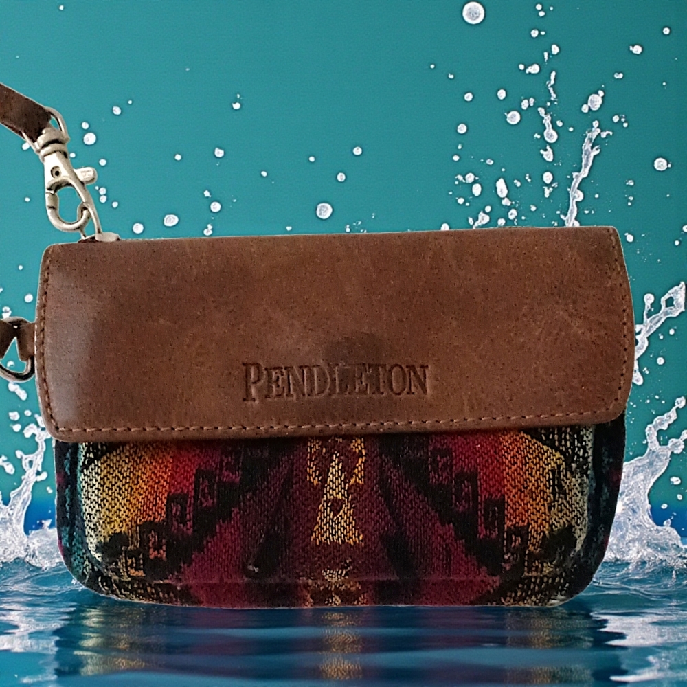 Pendleton Wool Wristlet Wallet Wool Leather Trim Aztec‎ Print Southwest Vintage